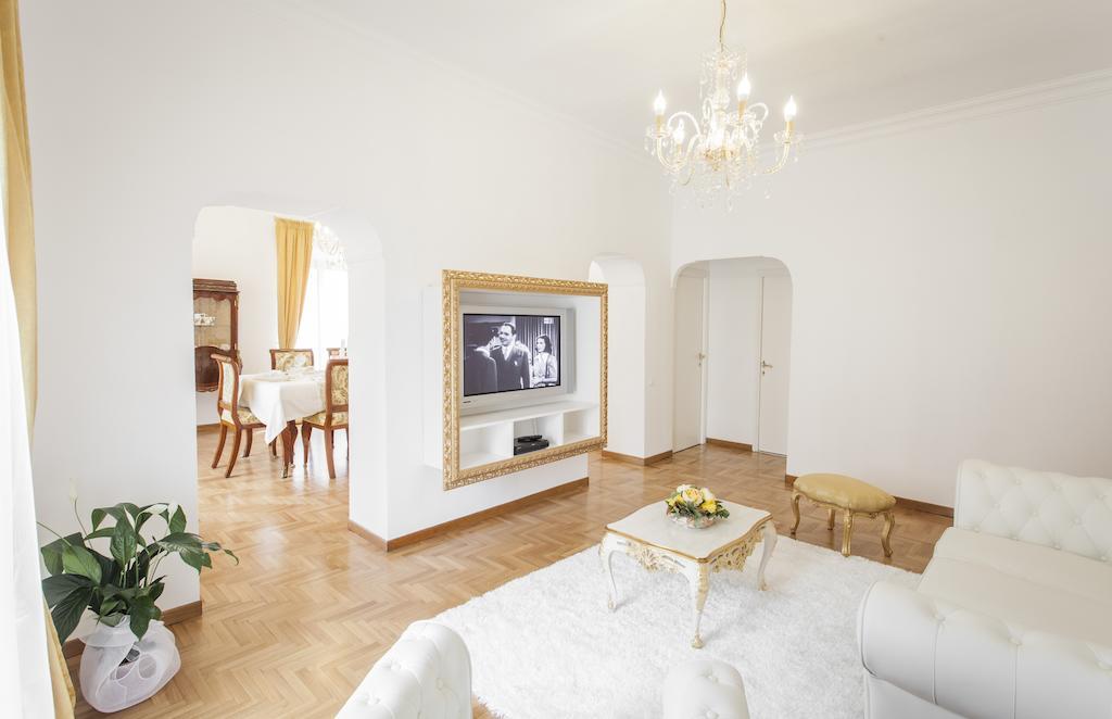 Suite Sarandrea Roma Habitación foto