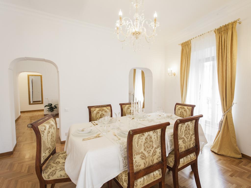 Suite Sarandrea Roma Habitación foto